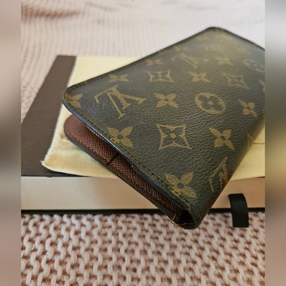 SOLD✨️Authentic✨️Louis Vuitton  Monogram Insolite Wallet - Picture 7 of 16